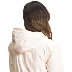 The North Face Women's Arctic Parka -Ski Sales Shop fw22 nf0a4r2v 2as modelhood3