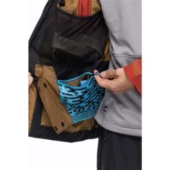 686 Men's GTX Hydrastash Sync Jacket -Ski Sales Shop fw23 686 mensgtxhydrastashsyncjacket brickredcolorblock 15